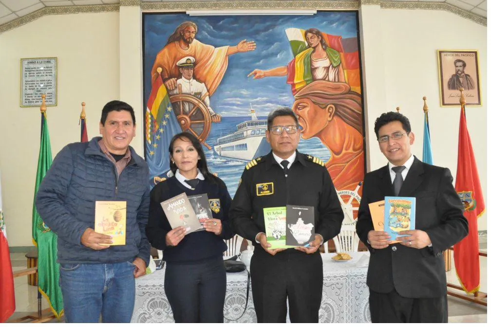 David Vildoso presenting his books at a Bolivian naval institution